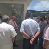 Provedor Ariovaldo Feliciano entrega elevador de acesso para o refeitório dos funcionários 